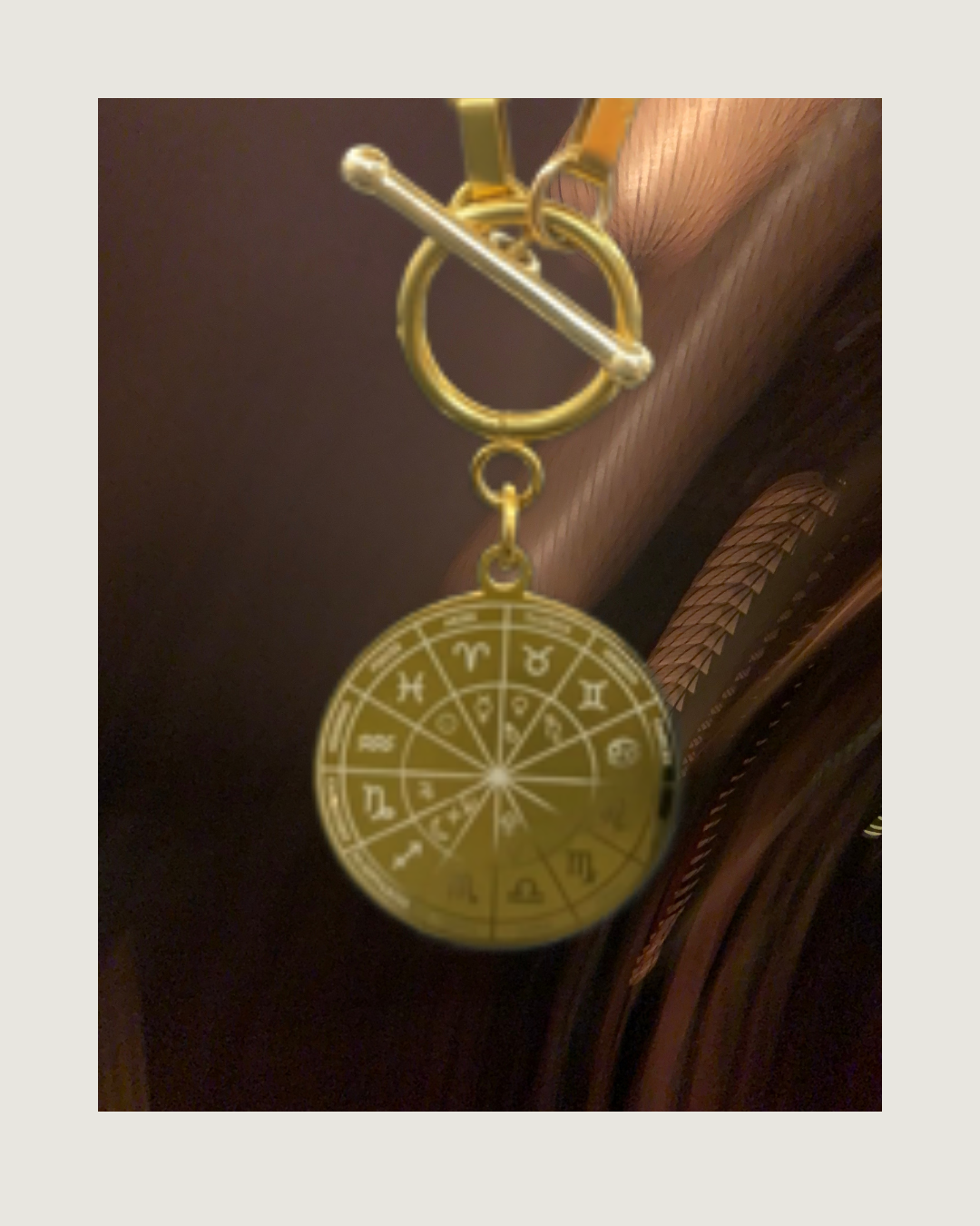 Modern Medallion